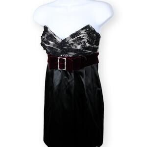 Charlotte Russe Strapless Lace Bodice Satin Skirt Velvet Bow 3